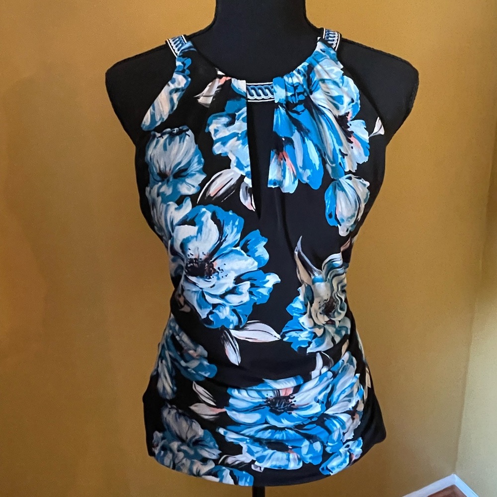 White House black market tank top